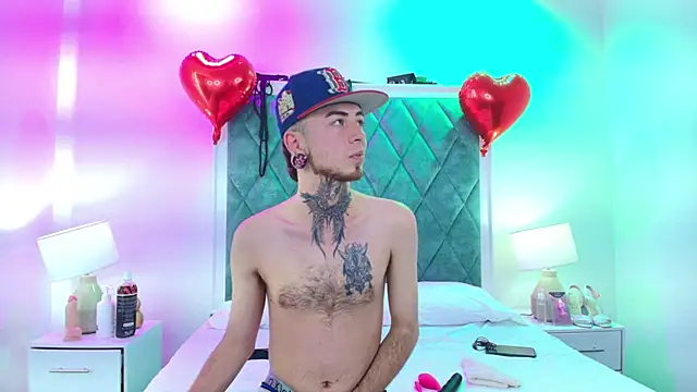 Asha zuri and adam online show from 21, 10, 2025