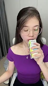 Qianqian-888 online show from 14, 11, 2025