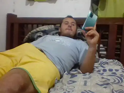 Snapshot of santiii___12 chatting on 17, 1, 2026 santiii 12 online show from 17, 1, 2026