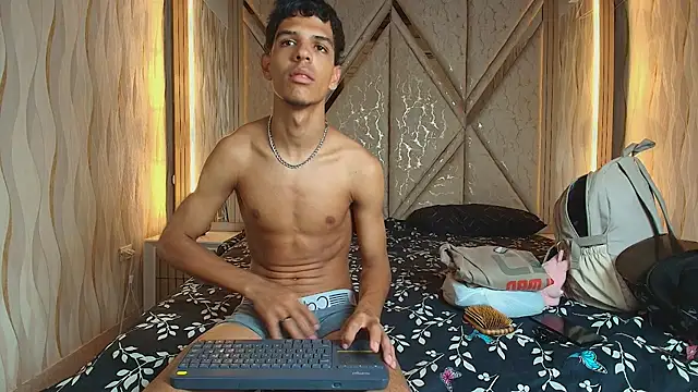 Hotcouple 222 online show from 10, 1, 2026