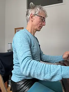 Snapshot of SexyLeon8 chatting on 11, 2, 2026 SexyLeon8 online show from 11, 2, 2026