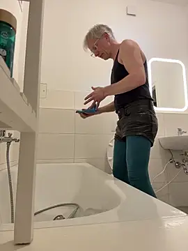 Snapshot of SexyLeon8 chatting on 19, 2, 2026 SexyLeon8 online show from 19, 2, 2026