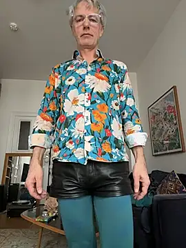 Snapshot of SexyLeon8 chatting on 21, 2, 2026 SexyLeon8 online show from 21, 2, 2026