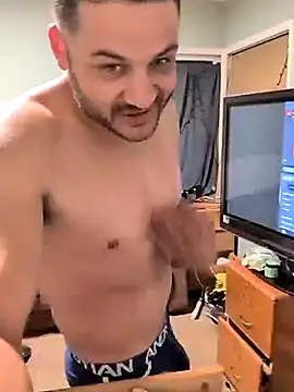 Snapshot of beastontop10 chatting on 26, 11, 2025 beastontop10 online show from 26, 11, 2025