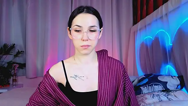 -CindyLou online show from 7, 2, 2026