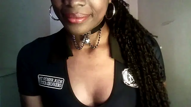 Chatdoll2 online show from 23, 11, 2025