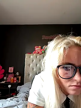 ShortySweet online show from 15, 9, 2025