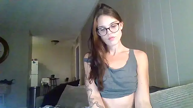 Miss honey94 online show from 20, 10, 2025