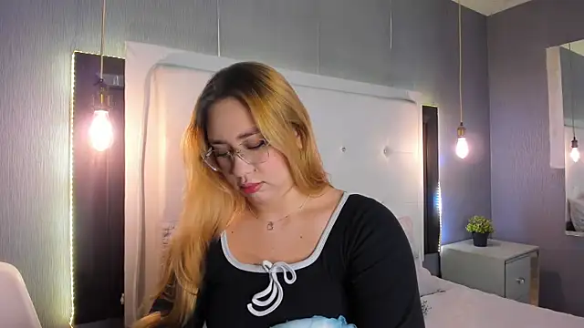 Snapshot of ximenanoah chatting on 21, 2, 2026 ximenanoah online show from 21, 2, 2026