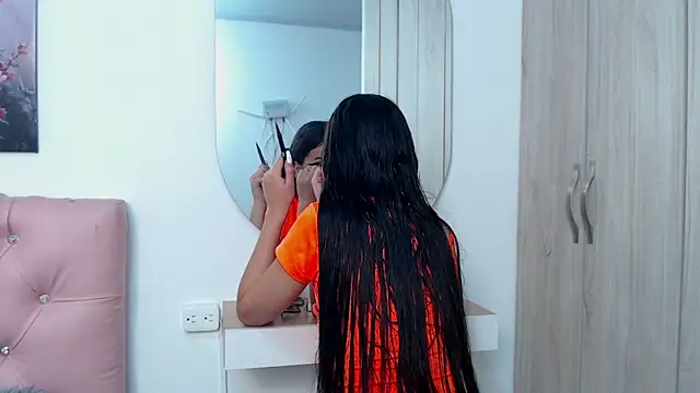 pinky f00x online show from 20, 12, 2025