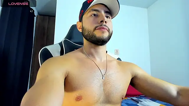 Snapshot of bryan_mugn chatting on 16, 10, 2025 bryan mugn online show from 16, 10, 2025