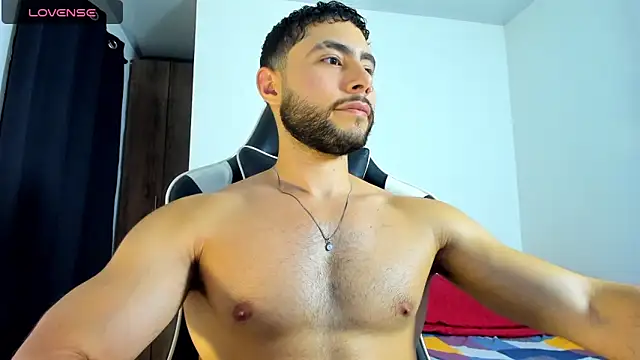 Snapshot of bryan_mugn chatting on 26, 10, 2025 bryan mugn online show from 26, 10, 2025