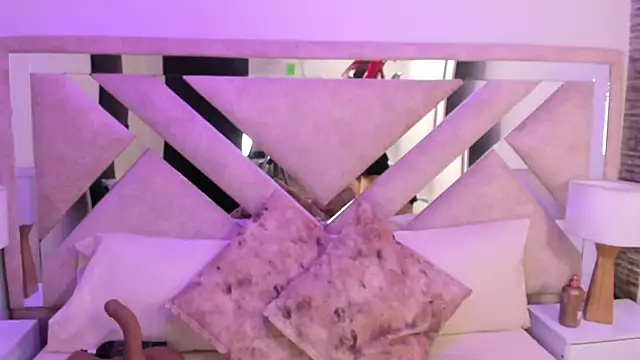 ximena vasquez8 online show from 14, 12, 2025