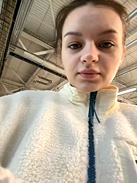 Snapshot of Cum_girlss chatting on 5, 10, 2025 Cum girlss online show from 5, 10, 2025