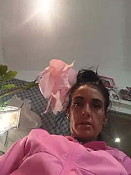 Snapshot of Tannedtattooed69 chatting on 22, 7, 2026 Tannedtattooed69 online show from 22, 7, 2026