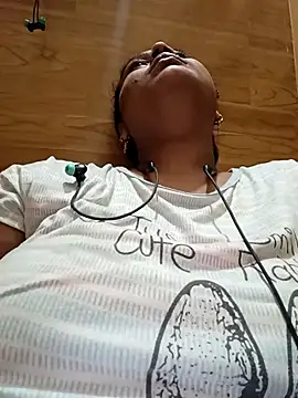 Cute Amiya online show from 15, 9, 2025