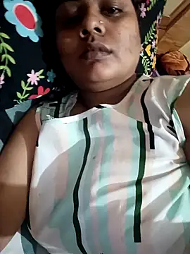 Cute Amiya online show from 18, 9, 2025