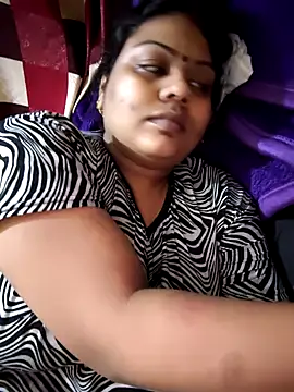 Cute Amiya online show from 19, 9, 2025