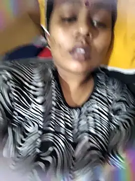 Cute Amiya online show from 25, 10, 2025