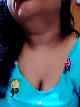 Cute Amiya online show from 7, 11, 2025