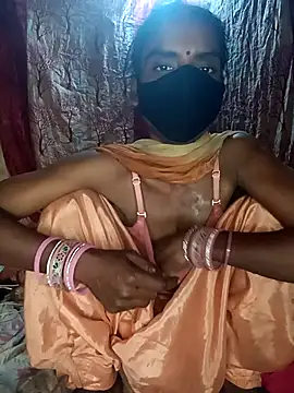 Snapshot of Babhi_Love chatting on 13, 4, 2026 Babhi Love online show from 13, 4, 2026