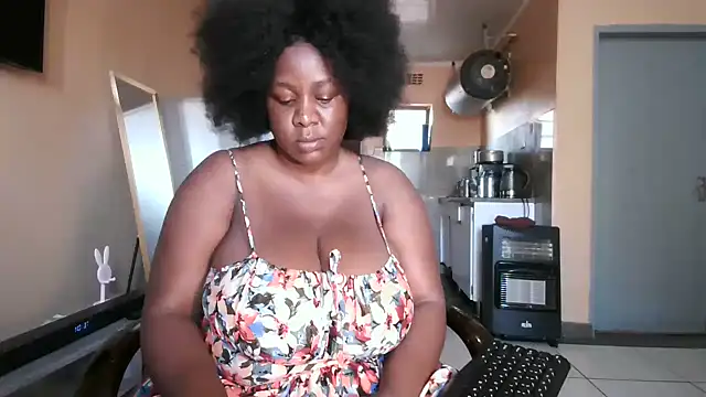 Snapshot of BusybooobsXXX3 chatting on 5, 10, 2025 BusybooobsXXX3 online show from 5, 10, 2025