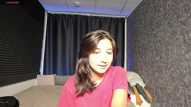 Snapshot of Elfy_Rare_ chatting on 29, 9, 2025 Elfy Rare online show from 29, 9, 2025