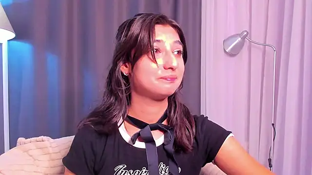 Elfy Rare  online show from 16, 10, 2025