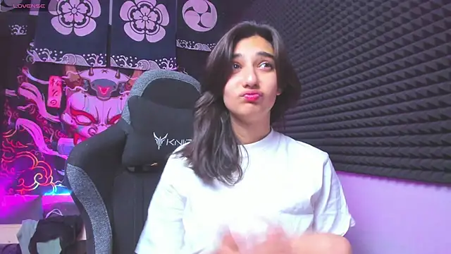 Elfy Rare  online show from 1, 11, 2025