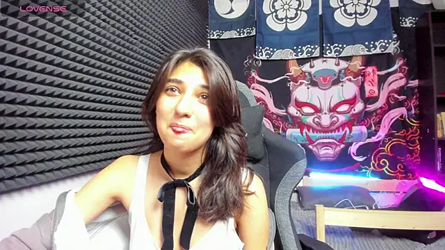 Elfy Rare  online show from 3, 11, 2025