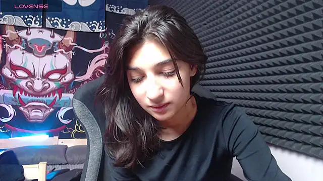 Elfy Rare  online show from 14, 11, 2025