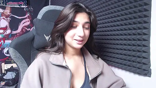 Elfy Rare  online show from 15, 11, 2025