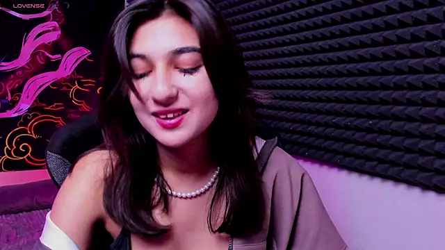 Elfy Rare  online show from 22, 11, 2025