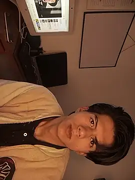 Friqui Sex online show from 4, 11, 2025