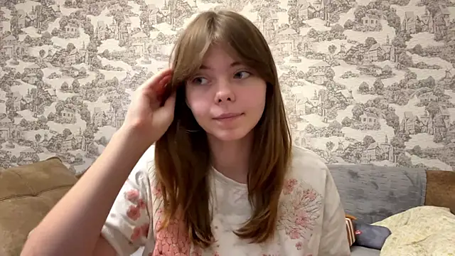 Snapshot of CoralinaEastoy chatting on 19, 9, 2025 CoralinaEastoy online show from 19, 9, 2025