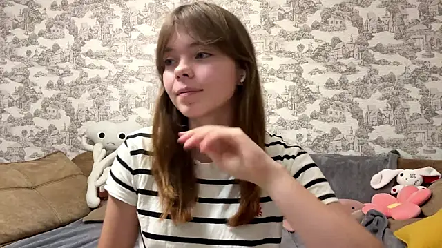 Snapshot of CoralinaEastoy chatting on 21, 9, 2025 CoralinaEastoy online show from 21, 9, 2025