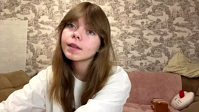 Snapshot of CoralinaEastoy chatting on 13, 10, 2025 CoralinaEastoy online show from 13, 10, 2025