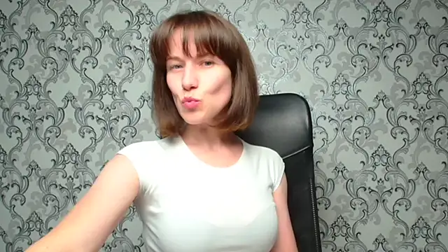 Snapshot of Kelly_Kisss chatting on 13, 9, 2025 Kelly Kisss online show from 13, 9, 2025