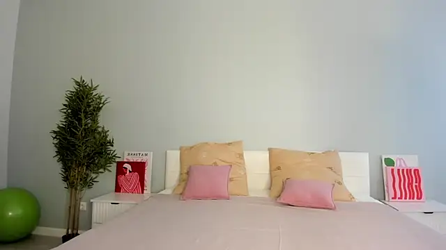 roxxxy 10 online show from 30, 9, 2025