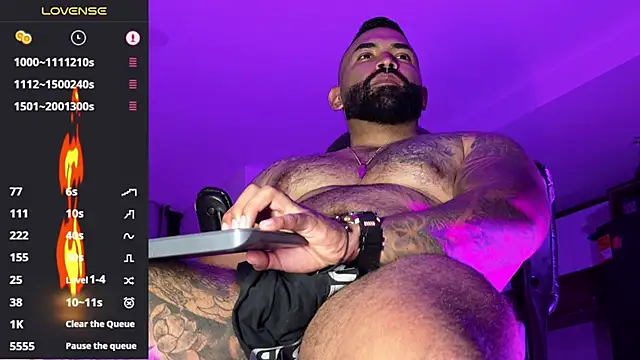 Max-prada online show from 4, 6, 2026