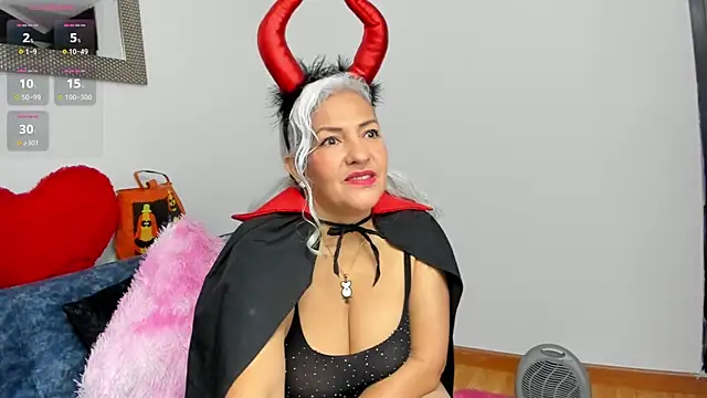 marilyn70 online show from 1, 11, 2025