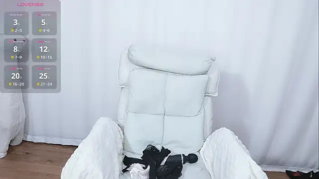 Ailsa-Baby online show from 22, 11, 2025