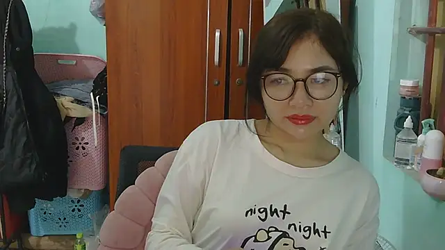 Uhem112 online show from 15, 11, 2025