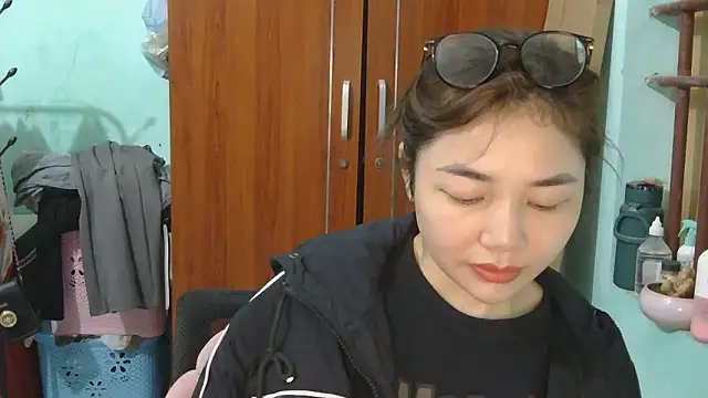 Uhem112 online show from 20, 12, 2025