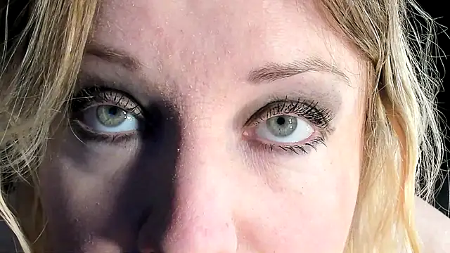 Naughty  Slave online show from 7, 1, 2025