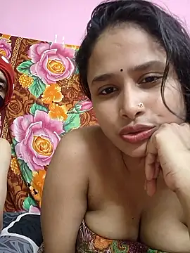 Seducing couple online show from 28, 9, 2025
