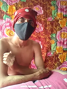 Seducing couple online show from 21, 11, 2025