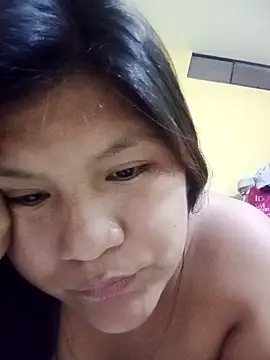 Snapshot of vea_m chatting on 13, 5, 2026 vea m online show from 13, 5, 2026