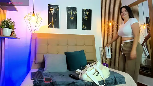  samanthaa foxx online show from 4, 11, 2025