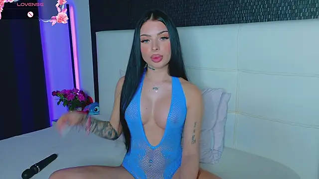 AshleyEttheenn online show from 25, 3, 2026